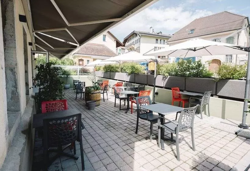 ホテル Restaurant La Croix D’or