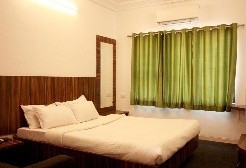 فندق The Palladium