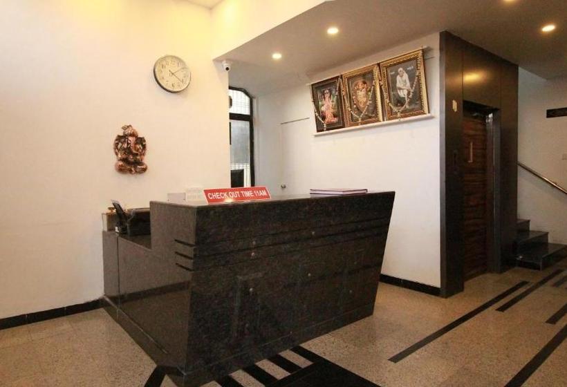 فندق The Palladium