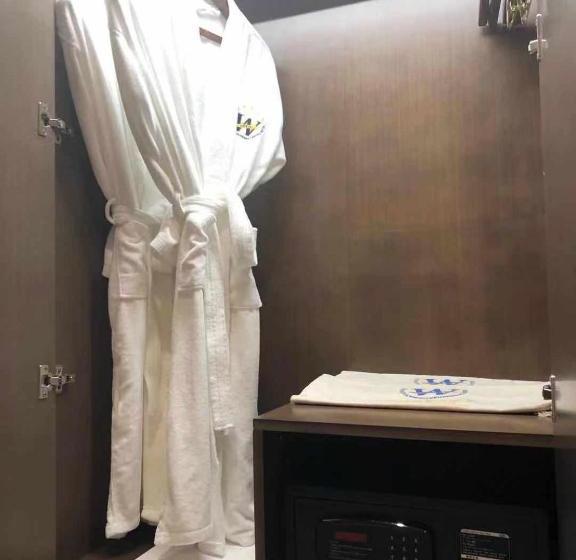 בית מלון כפרי Zhong Hua Wei International