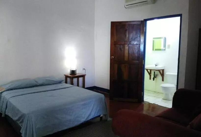 Retkeilymaja Tapihouse