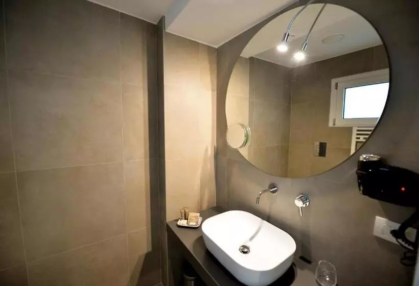 Aamiaismajoitus (B&B) All'ombra