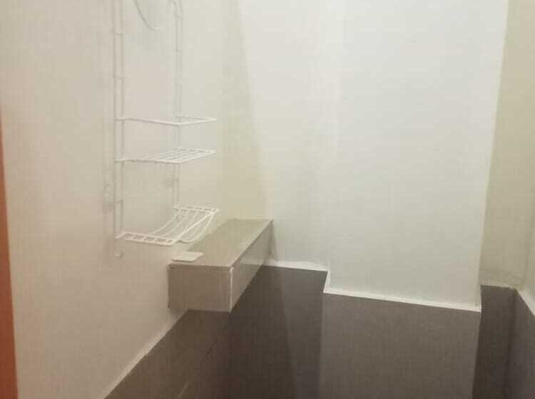 Bed and Breakfast Bee Force Backpackers Inn   Cebu