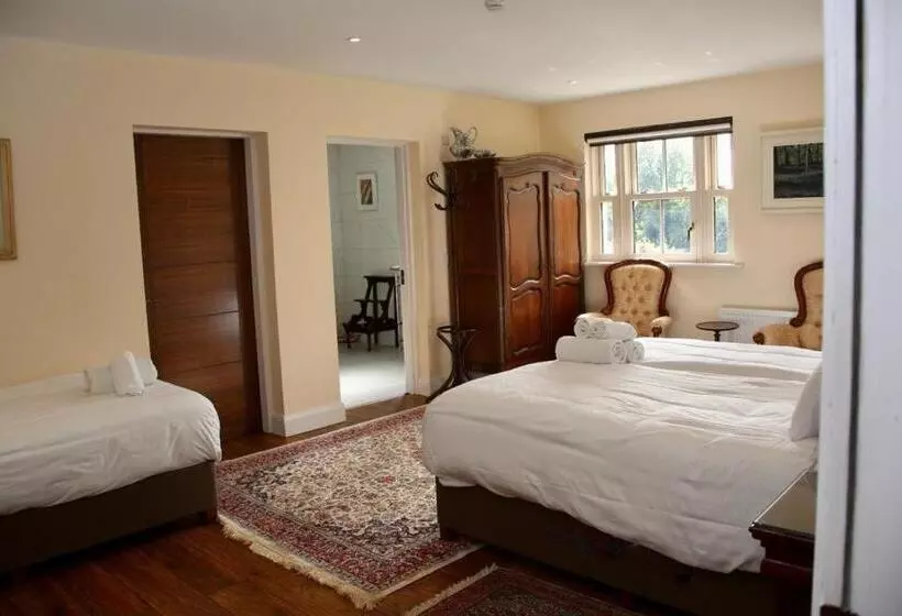 Aamiaismajoitus (B&B) Heather House