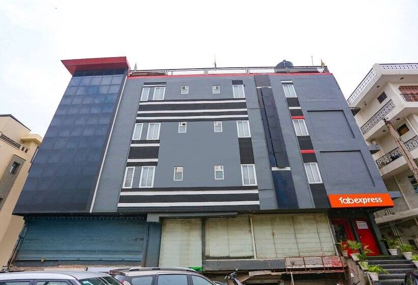 Hotel Fabexpress Pp Residency