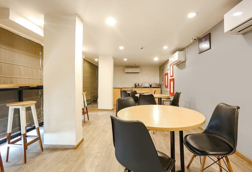 Hotel Fabexpress Pp Residency