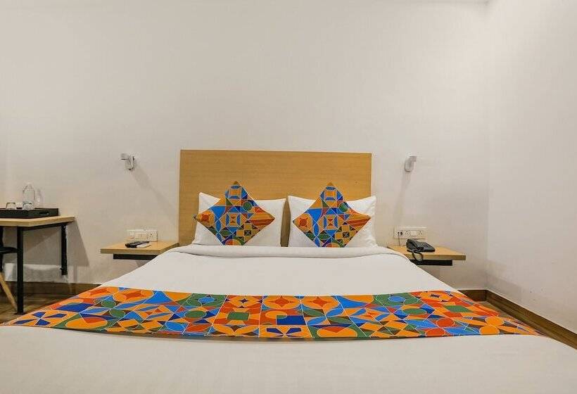 Hotel Fabexpress Pp Residency