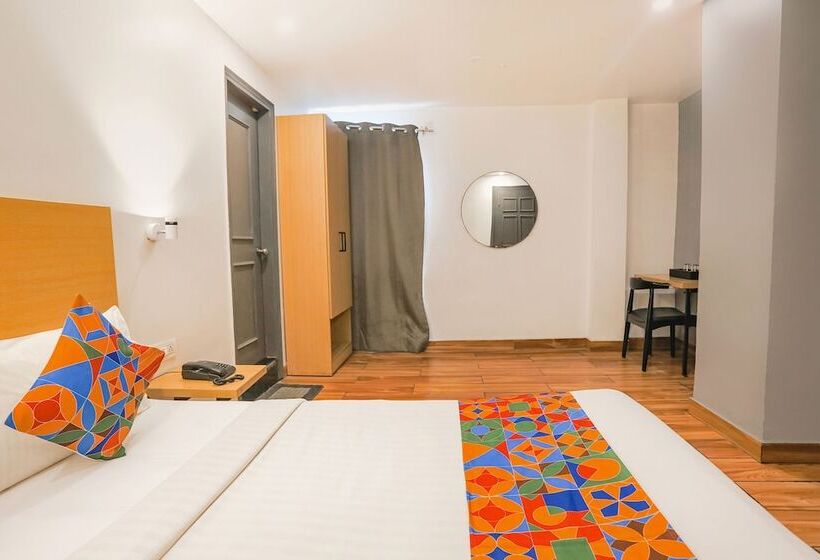 Hotel Fabexpress Pp Residency