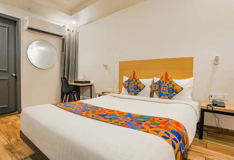 Hotel Fabexpress Pp Residency