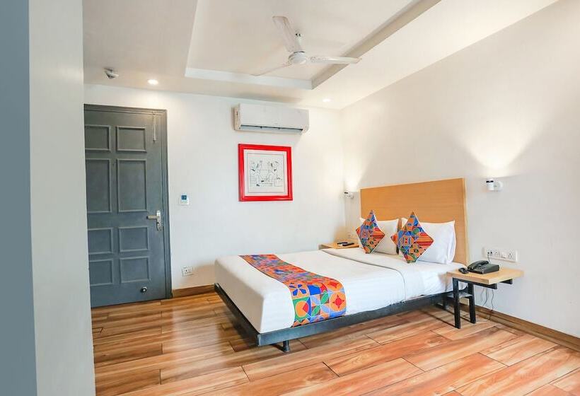 Hotel Fabexpress Pp Residency