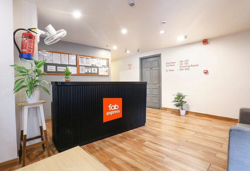 Hotel Fabexpress Pp Residency