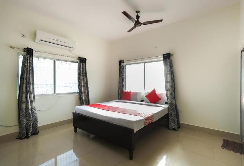 هتل Oyo 48553 Awadh Fort