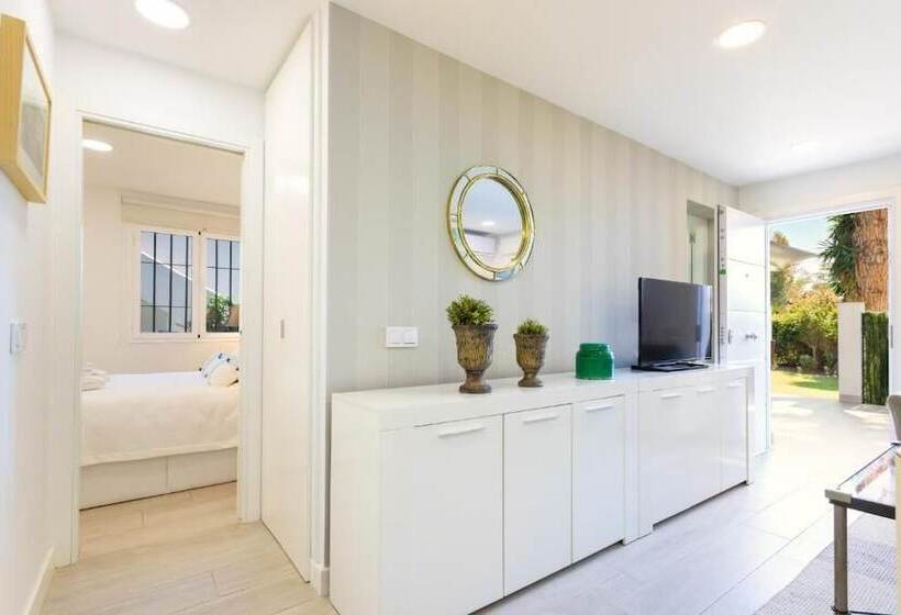 3 Bdrs Apartm With Private Terraces & Communal Swimming Pool In Estepona Benamara Ii