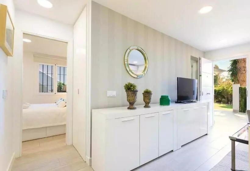 3 Bdrs Apartm With Private Terraces & Communal Swimming Pool In Estepona Benamara Ii