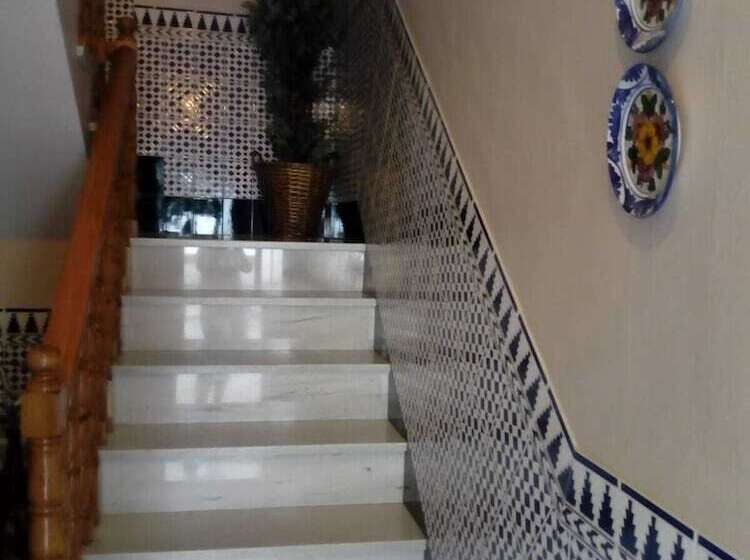 Apartamentos Virgen De Villaverde