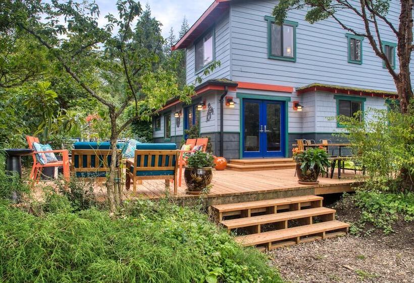 تختخواب و صبحانه Sehome Garden Inn