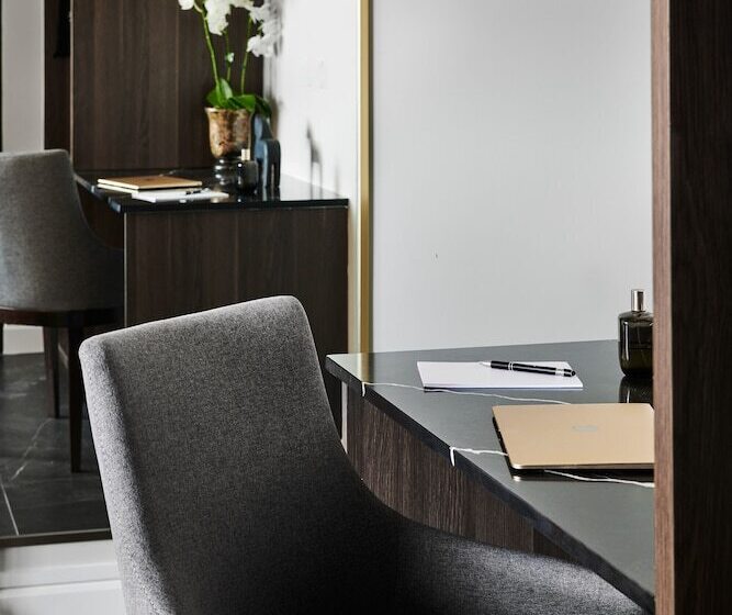 בית מלון כפרי Crowne Plaza Sydney Burwood, An Ihg