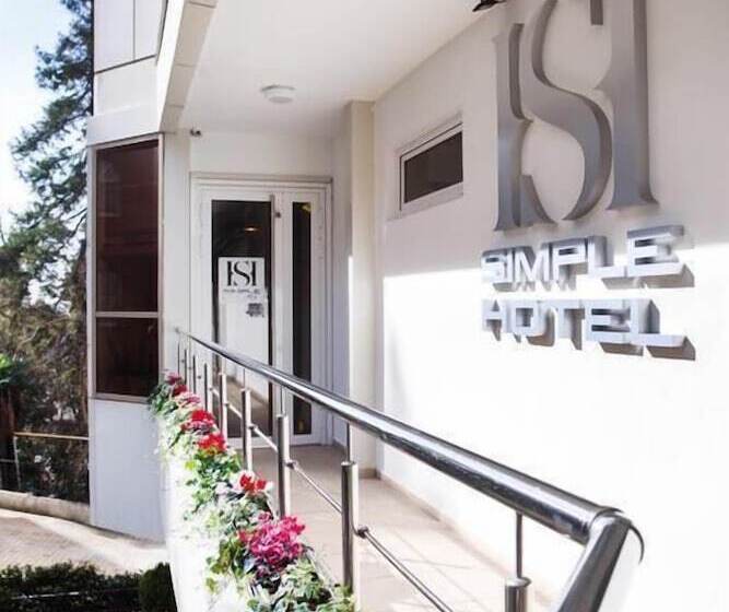 בית מלון כפרי Simple