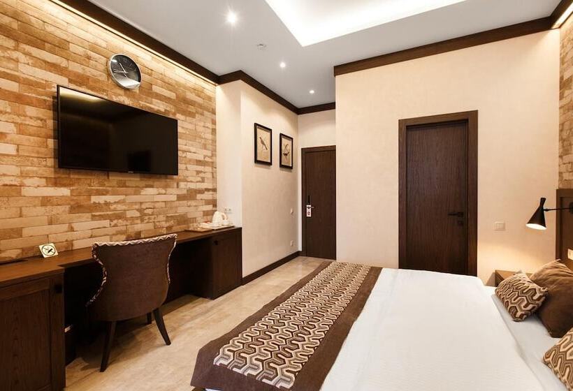 בית מלון כפרי Simple