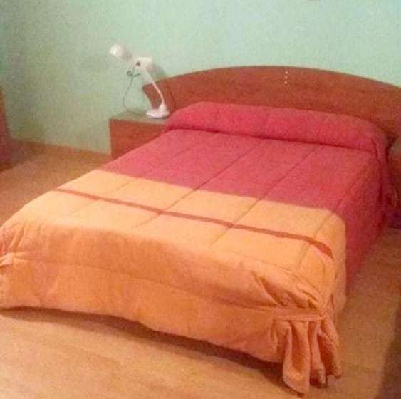 5 Bedrooms House With Enclosed Garden At Munain