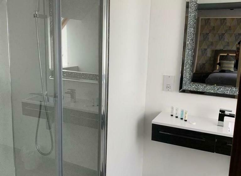 Sunset Studio Apartments