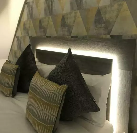 Sunset Studio Apartments