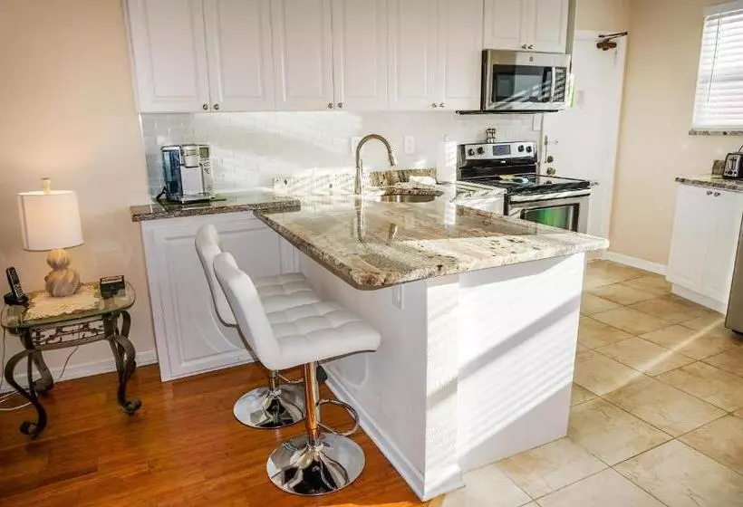 Gulf Winds Resort By Travel Resort Services