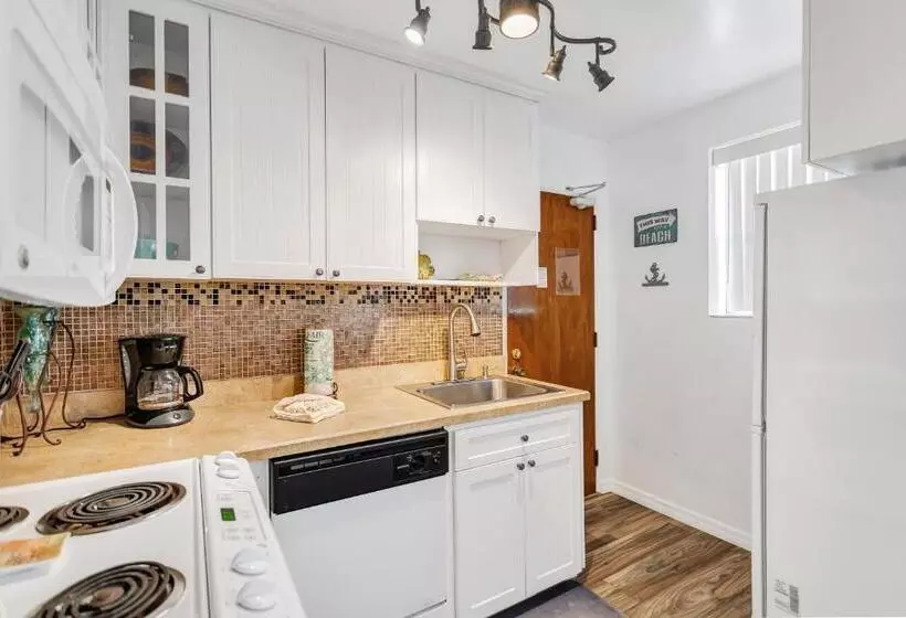 Gulf Winds Resort By Travel Resort Services