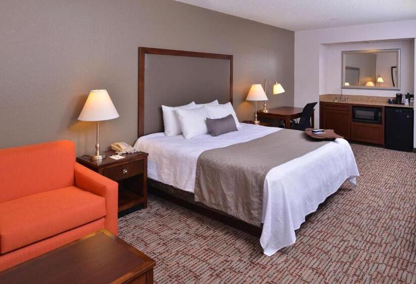 هتل Best Western Plus Wichita West Airport Inn