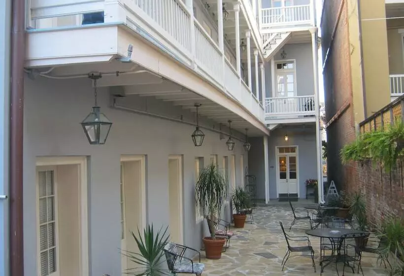 Hotelli Grenoble House