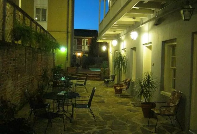 Hotelli Grenoble House
