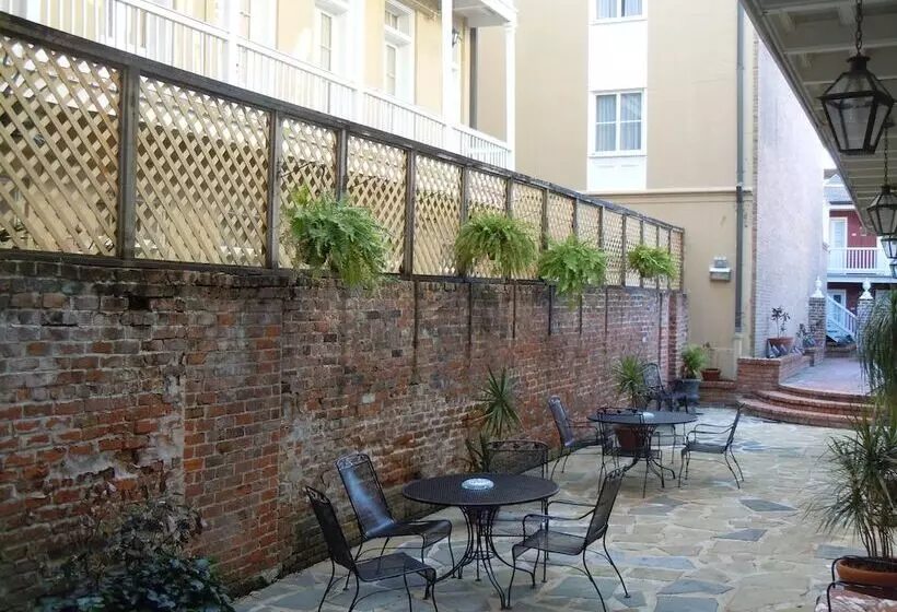 Hotelli Grenoble House