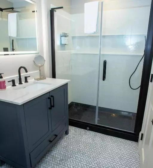 酒店 Gunstock Inn & Suites