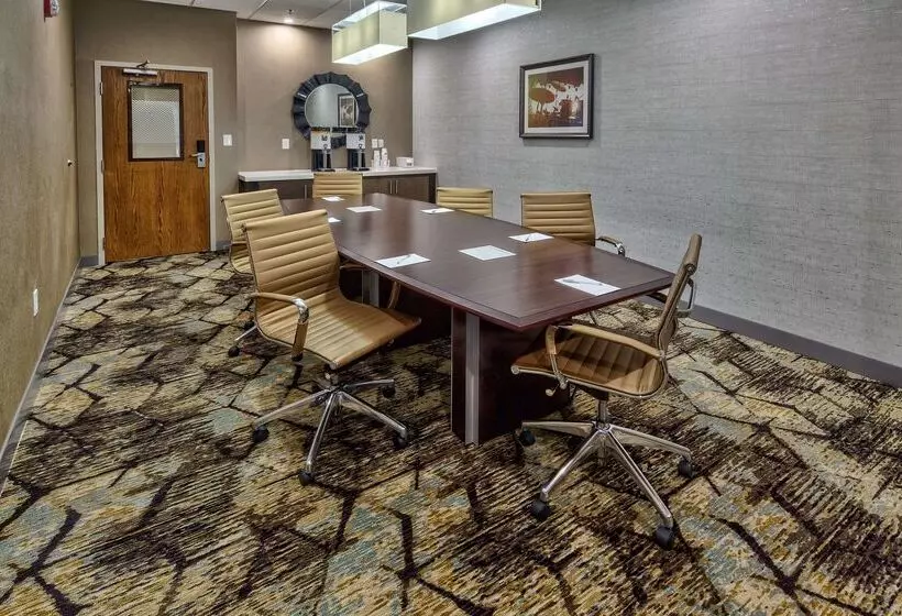 فندق Hampton Inn & Suites Memphis Wolfchase Galleria