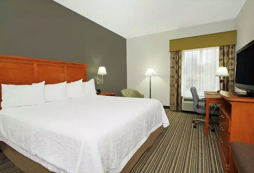 Hotelli Hampton Inn Ashtabula