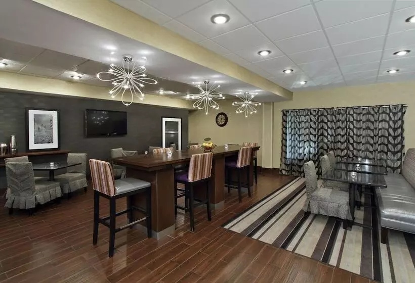 Hotelli Hampton Inn Ashtabula