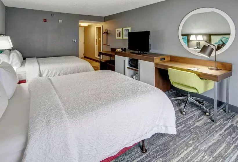 Отель Hampton Inn Batesville