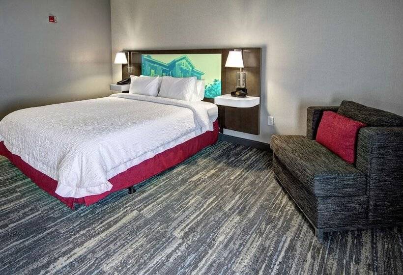 فندق Hampton Inn Batesville