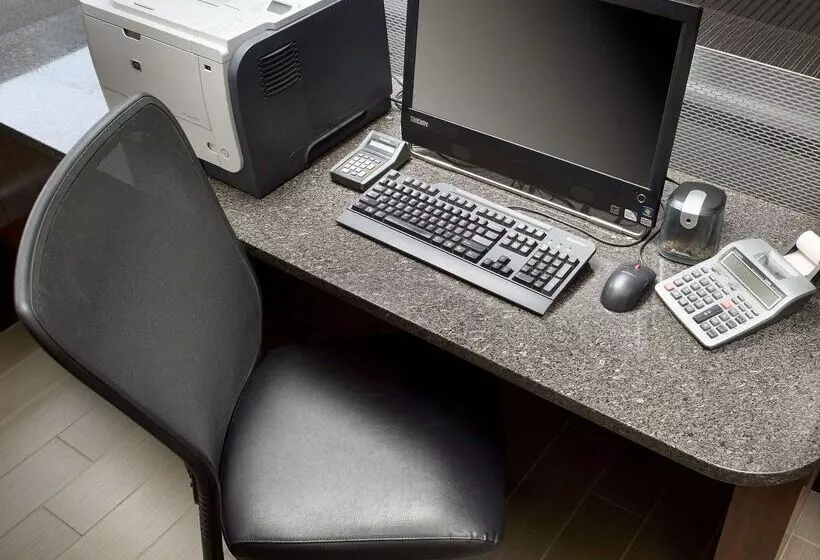 Otel Hampton Inn Clevelanddowntown