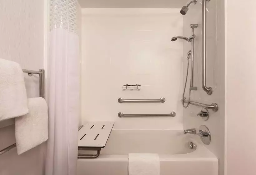 호텔 Hampton Inn Des Moinesairport