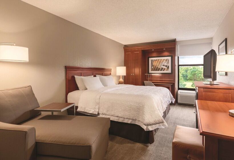 בית מלון כפרי Hampton Inn Des Moinesairport