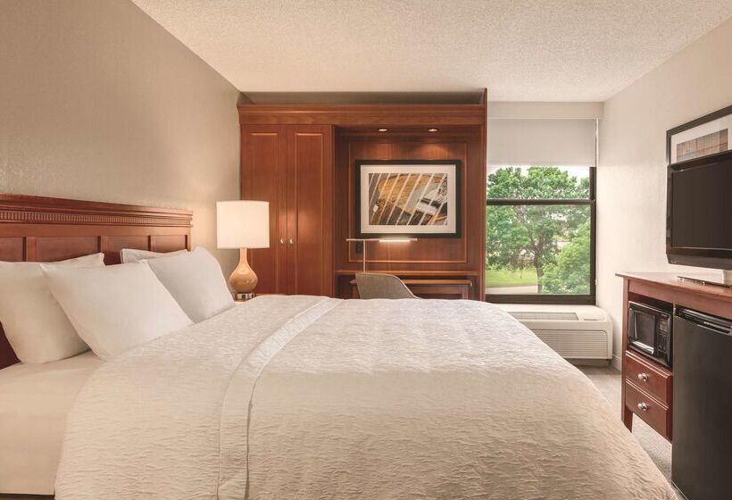 בית מלון כפרי Hampton Inn Des Moinesairport