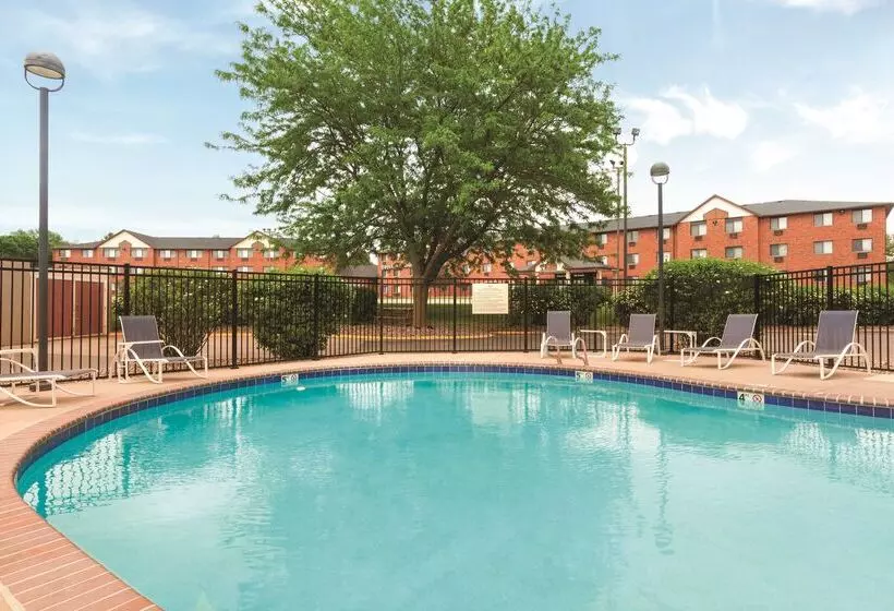 호텔 Hampton Inn Des Moinesairport