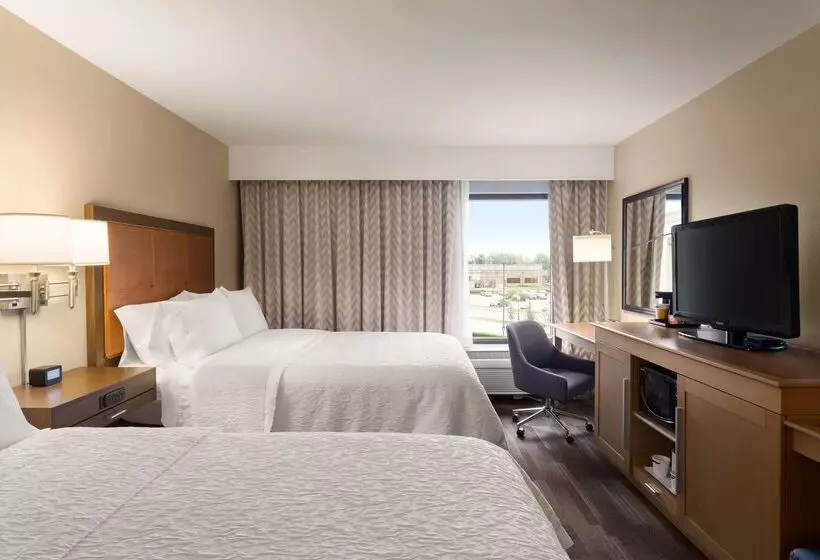 هتل Hampton Inn Fort Smith