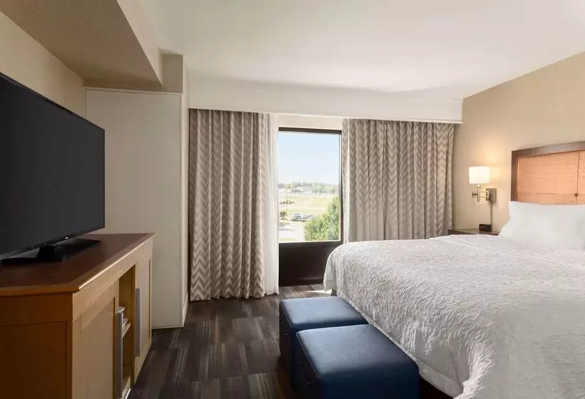 هتل Hampton Inn Fort Smith