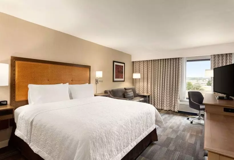 هتل Hampton Inn Fort Smith