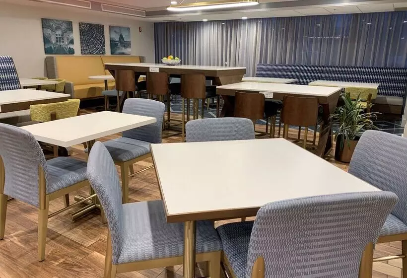 فندق Hampton Inn Harrisburgeast