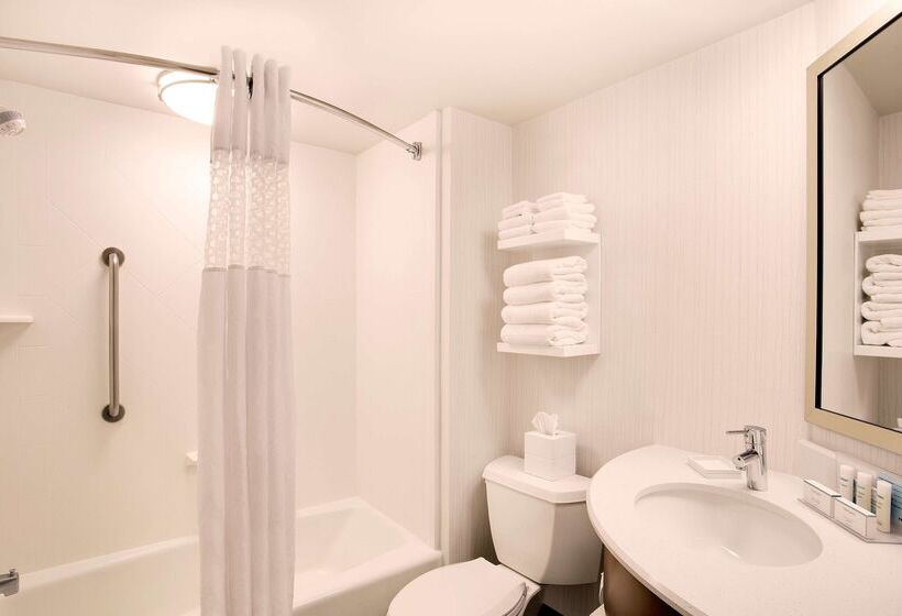 فندق Hampton Inn Lancaster