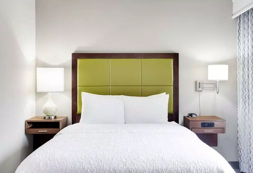 酒店 Hampton Inn Lancaster