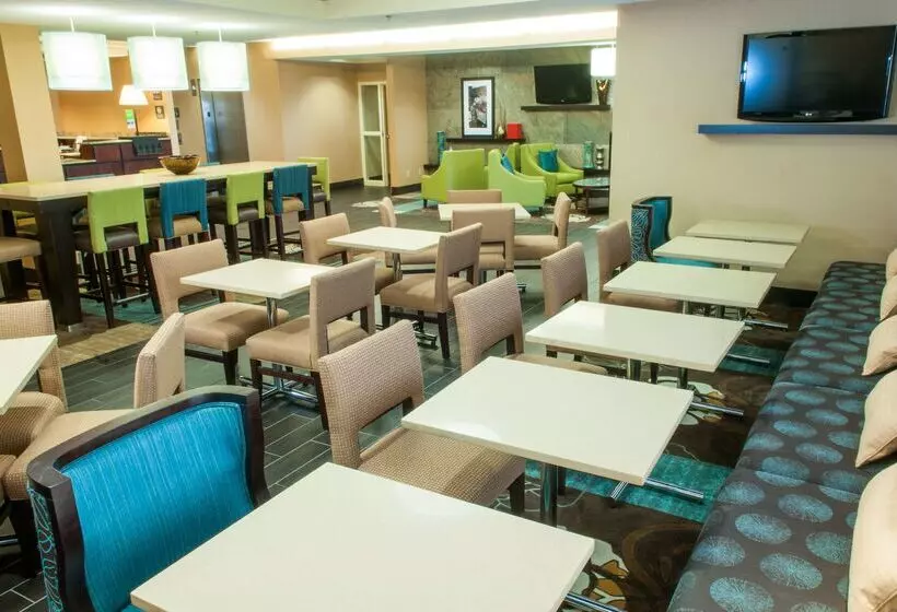 فندق Hampton Inn Louisville North/clarksville